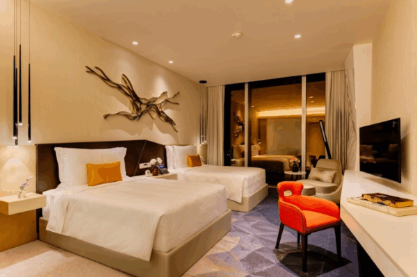 Cinnamon Life at City of Dreams - Image 11